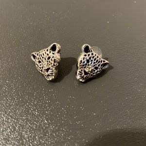 Tiger face stud earrings